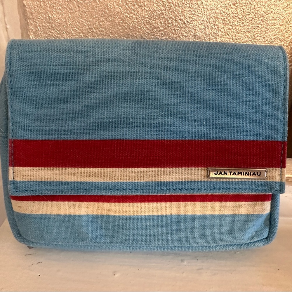 Jantaminiau KLM case